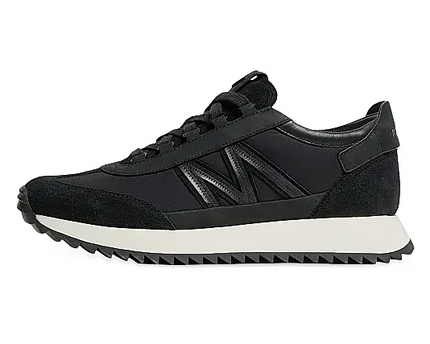 Men's Moncler Pacey2 Sneakers in Black