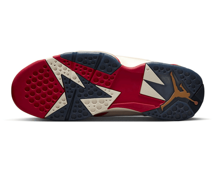 Men's Air Jordan 7 x Trophy Room Shoes