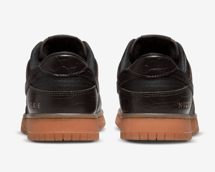Men's SB Dunk Low Velvet Brown And Black Shoes