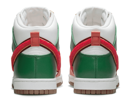 Men's Dunk High University Chenille Swoosh Shoes