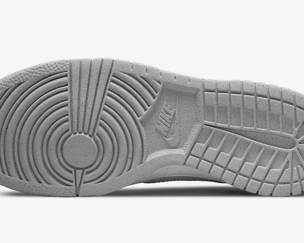Men's SB Dunk Low Next Nature Homer Simpson Shoes