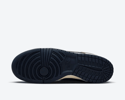 Men's SB Dunk Low x HUF New York Shoes