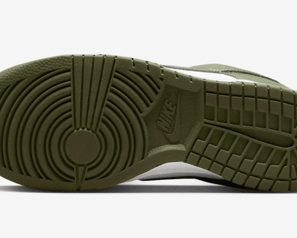 Men's Dunk Low Medium Olive Shoes