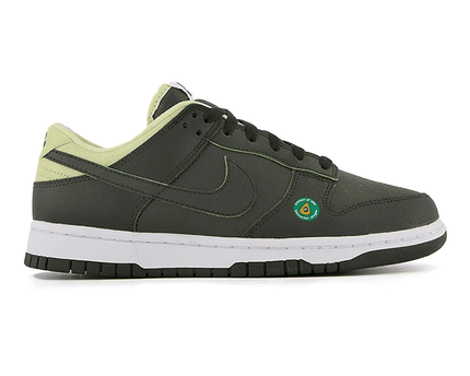 Men's SB Dunk Low Avocado Shoes