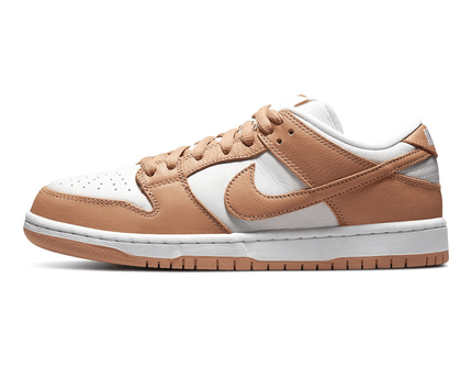 Men's SB Dunk Low Light Cognac Shoes