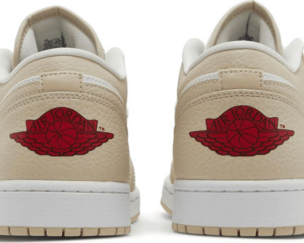 Men's SB Dunk Low SE Sail Rattan Shoes