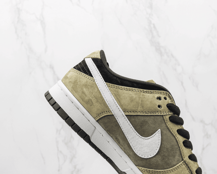 Men's SB Dunk Low WTVUA Green Suede Shoes