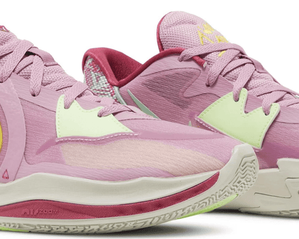 Men's Kyrie Low 5 Orchid Shoes