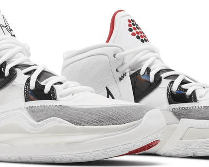 Men's Kyrie Infinity Man Machine Shoes