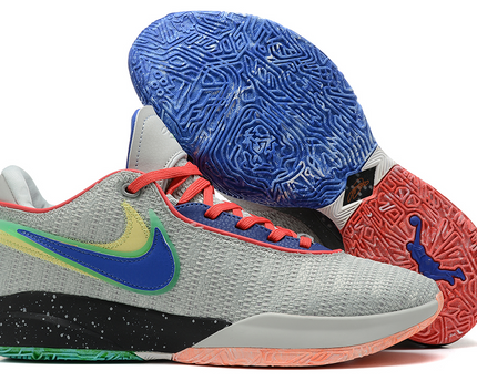 Men's LeBron 20 Nike Lifer Shoes