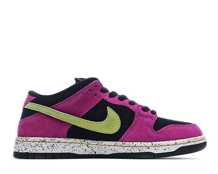 Men's SB Dunk Low Red Plum Shoes
