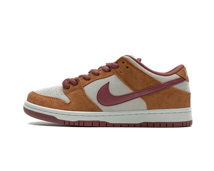 Men's SB Dunk Low Pro Dark Russet Cedar Shoes