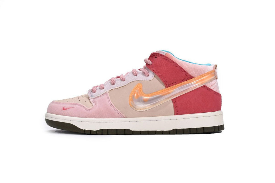 Men's Social Status x SB Dunk Mid Strawberry Milk Shoes