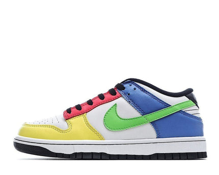 Men's SB Dunk Low Green Strike Shoes