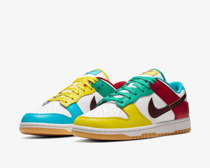 Men's SB Dunk Low SE Free.99 White Shoes
