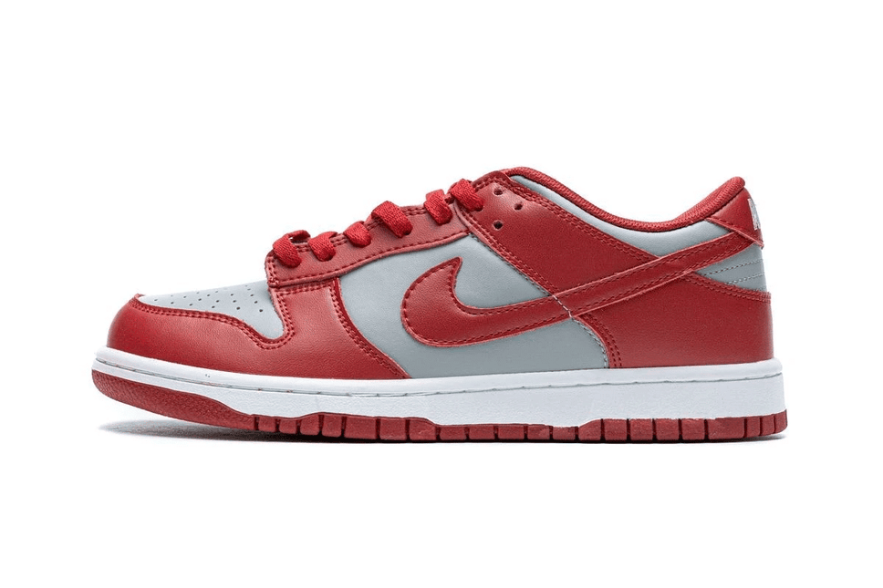 Men's SB Dunk Low Retro UNLV Shoes