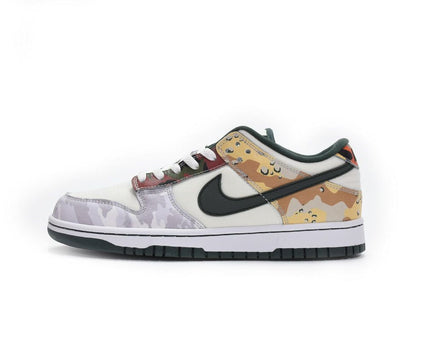 Men's SB Dunk SE Sail Multi-Camo Shoes