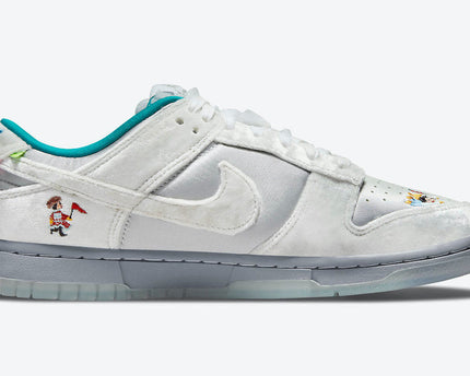 Men's SB Dunk Low Ice Shoes