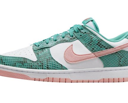Men's SB Dunk Low Snake Skin Shoes