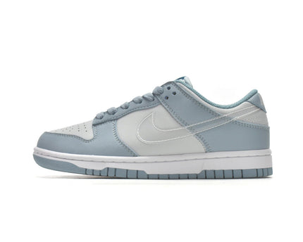 Men's SB Dunk Low Aura Clear Shoes
