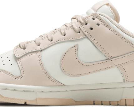 Men's SB Dunk Low Orange Pearl Shoes