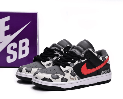 Men's SB Dunk Low Graffiti Shoes