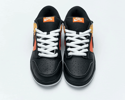 Men's SB Dunk Low Raygun Shoes