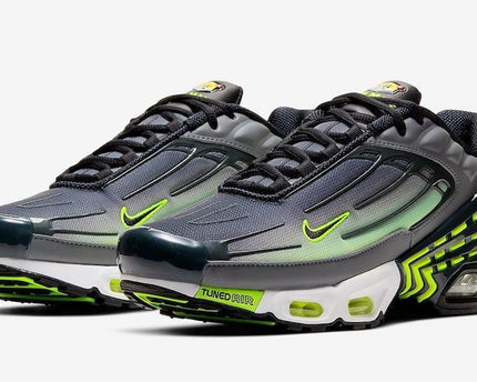 Men's Air Max Plus III Neon Shoes
