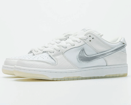 Men's SB Dunk Low Pro OG QS Diamond Supply White Shoes