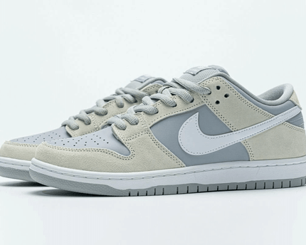 Men's SB Dunk Low TRD Summit White Shoes