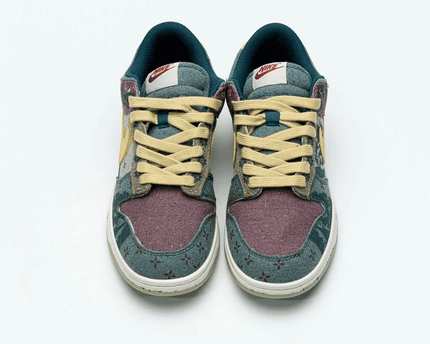 Men's SB Dunk Low Lemon Wash Shoes