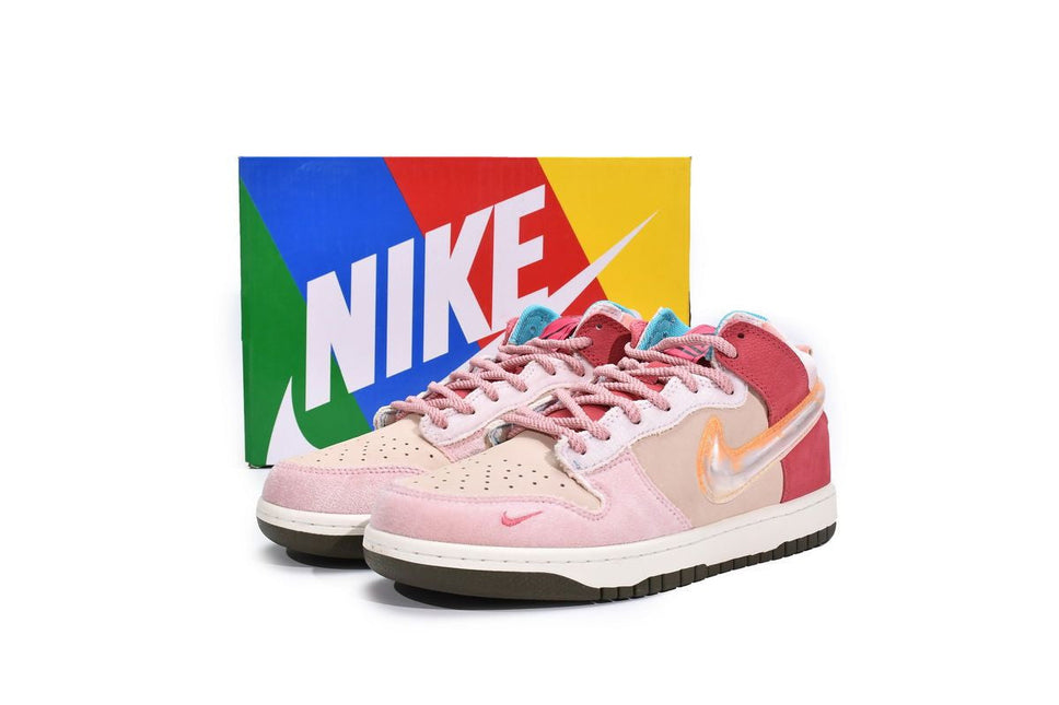 Men's Social Status x SB Dunk Mid Strawberry Milk Shoes