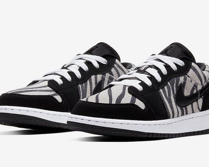 Men's Air Jordan 1 Low Zebra Shoes