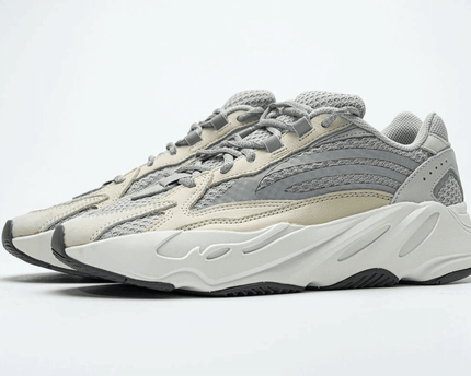 Men's Yeezy 700 Cream Shoes