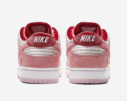 Men's Dunk Low Strangelove Valentine's Day Shoes