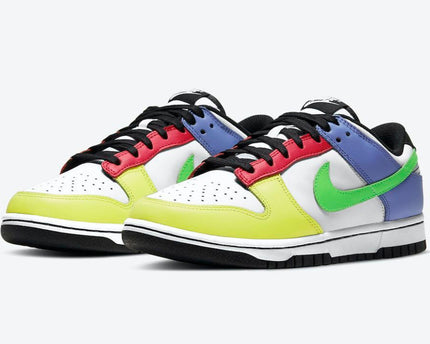Men's SB Dunk Low Green Strike Shoes