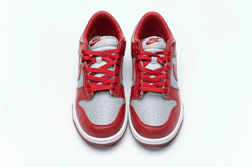 Men's SB Dunk Low Retro UNLV Shoes
