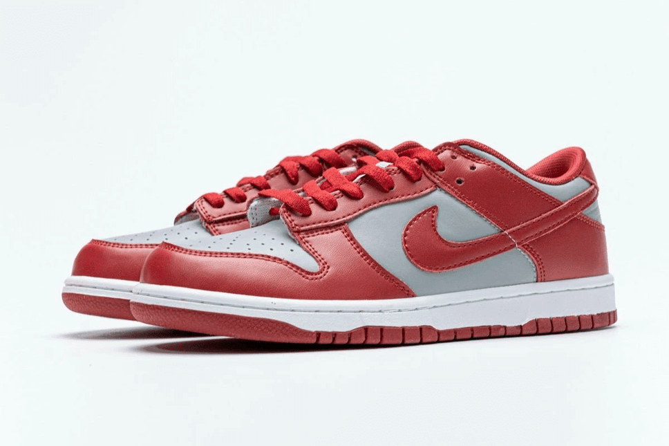 Men's SB Dunk Low Retro UNLV Shoes