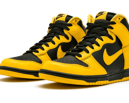 Men's SB Dunk High SP Varsity Maize Shoes