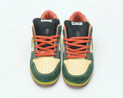 Men's SB Dunk Low PRM QS Mosquito Shoes