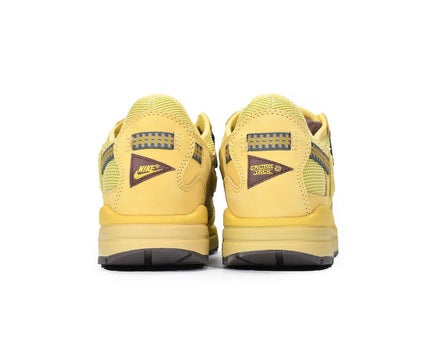 Men's Travis Scott x Air Max 1 Wheat Shoes