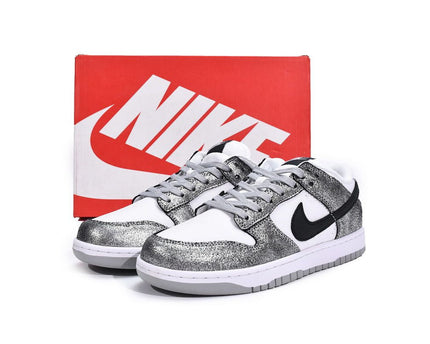 Men's SB Dunk Low Shimmer Shoes