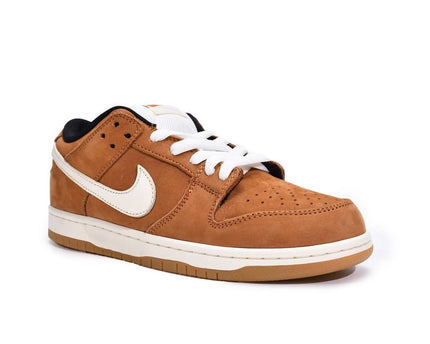 Men's SB Dunk Low Pro Iso DK Russet Sail Shoes