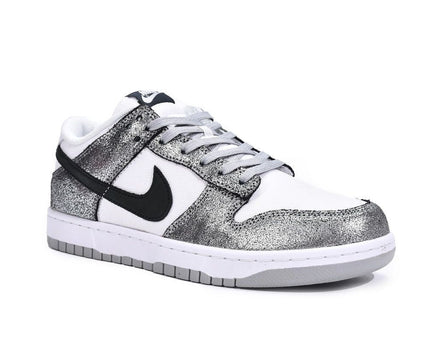 Men's SB Dunk Low Shimmer Shoes