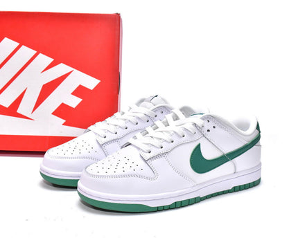 Men's SB Dunk Low Green Noise Shoes