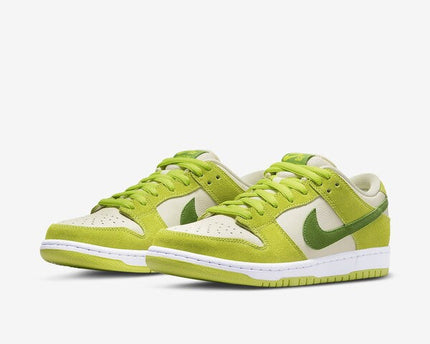 Men's SB Dunk Low Green Apple Shoes