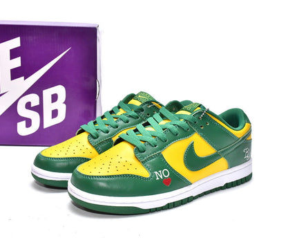 Men's Supreme x SB Dunk Low Brazil Shoes