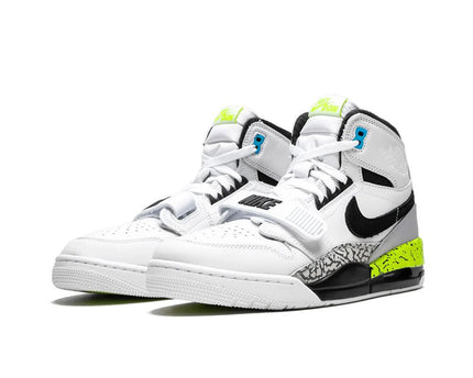 Men's Air Jordan Legacy 312 Command Force Shoes