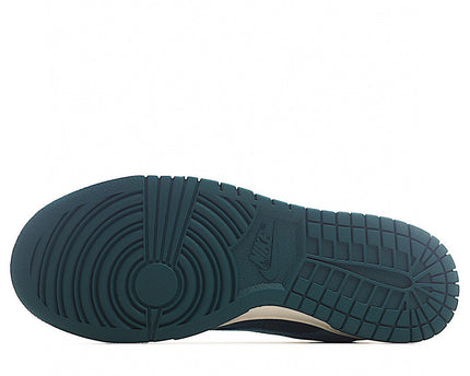 Men's SB Dunk Low Dark Teal Velvet Shoes