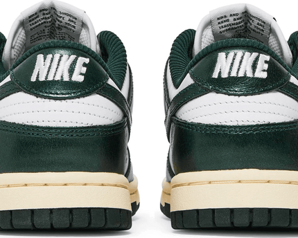 Men's SB Dunk Low Vintage Green Shoes